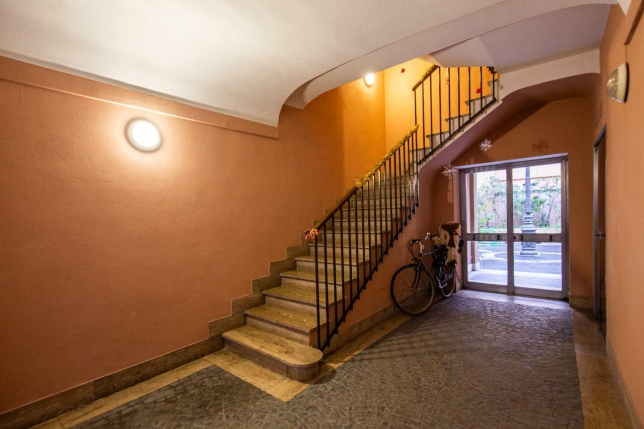 Appartamento Fresh House Borghese Roma Esterno foto